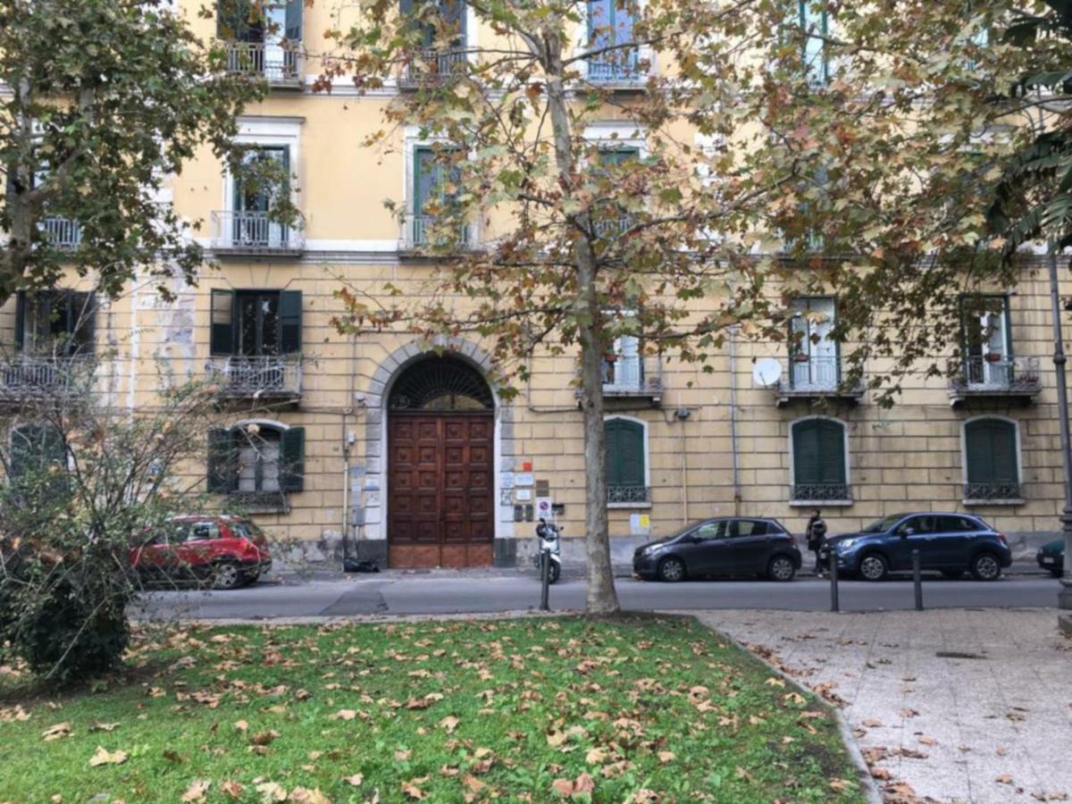 Nonna Vittoria Apartment Salerno Exterior photo